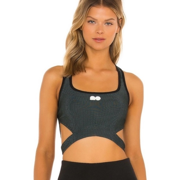 Nike Naomi Osaka Crop Top - Picture 1 of 7